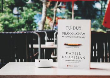 tu-duy-nhanh-va-cham-review