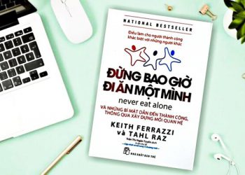 dung-bao-gio-di-an-mot-minh-review