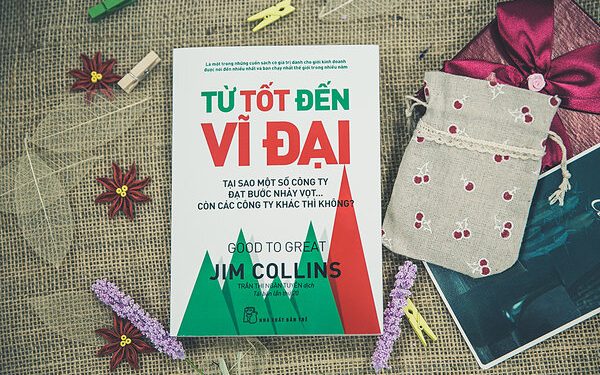 tu-tot-den-vi-dai-review